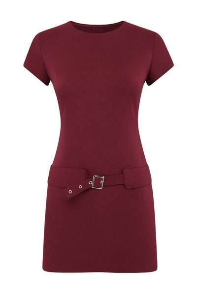 Συλλογή Trendyol Βουργουνδί χρώμα Ζώνη τεμαχίων Κοντό / Μίνι Φόρεμα Υφαντό TW...