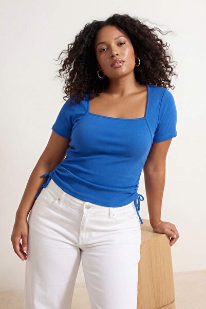 Trendyol Curve Σαξ Πλεκτή Μπλούζα Μεγάλου Μεγέθους με Τετράγωνο Γιακά και Σού...