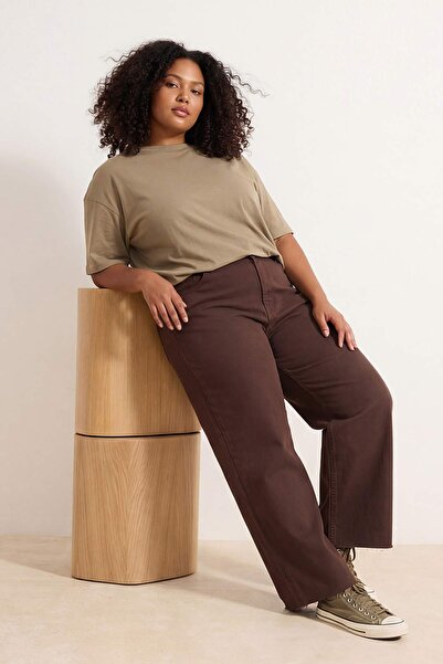 Trendyol Curve Wardrobe Essentials Brown High Waist Straight Fit Comfort/Medi...