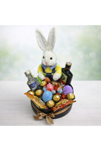 velve Cutie cadou Paste Bunny Deluxe cu mini bauturi,Ferrero Rocher, dulciuri...