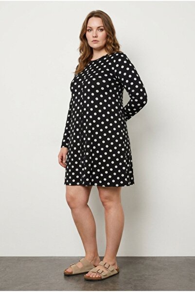 Stil Diva Рокля голям размер с V-образно деколте, дълъг ръкав, на точки, къса...