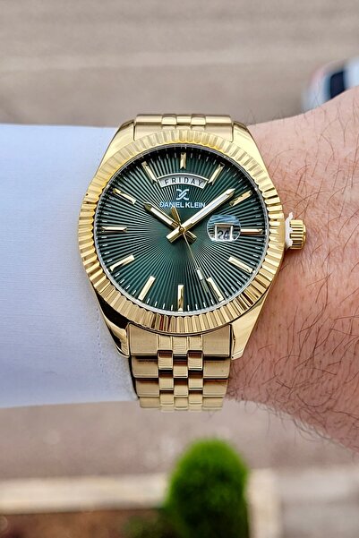 Daniel Klein Men's Wristwatch with Green Dial and Gold Color Strap 2 Years Wa...