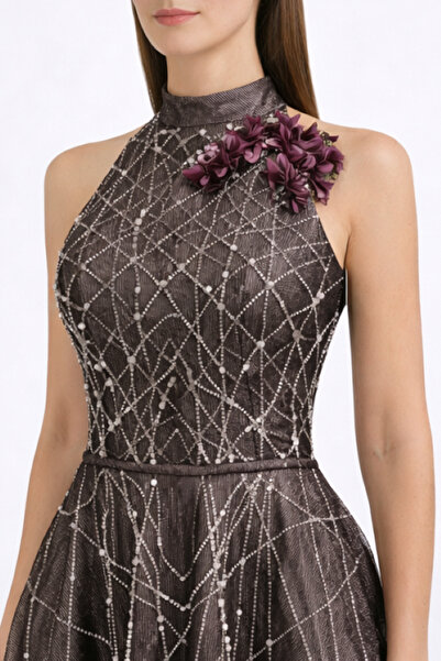 Zeyn KADIN ABİYE TAŞ AKSESUARLI MİDİ BOYBALIKÇI YAKA GÜL DETAYLI ŞIK DAVET EL...