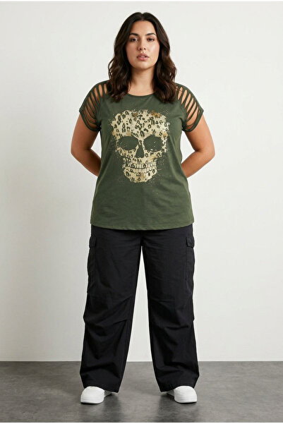 Stil Diva Μπλουζάκι με λαιμόκοψη με λεπτομέρεια μεγάλου μεγέθους 321124