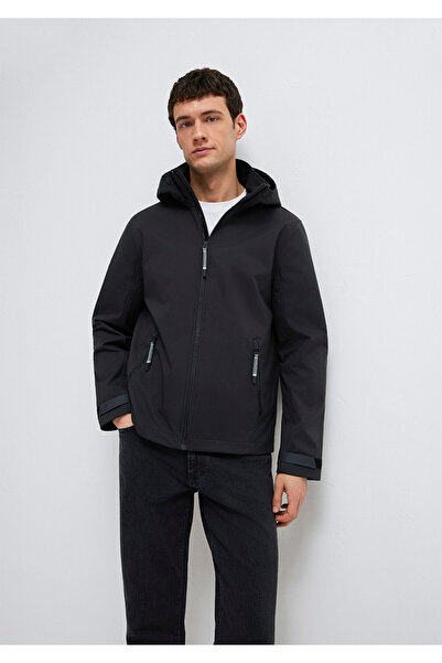 Mavi Schwarze Jacke mit Kapuze, reguläre Passform / normaler Schnitt 0110763-...