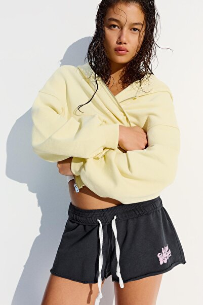 Bershka İŞLEMELİ POLAR ŞORT