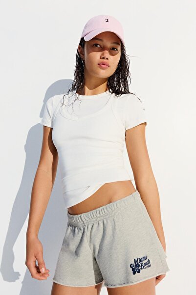 Bershka İŞLEMELİ POLAR ŞORT