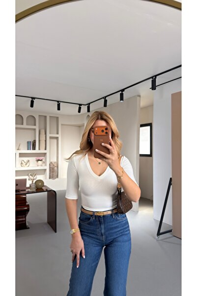 Sezgi Tekin Premium Σειρά V-Neck Ημιμανίκι Εκρού Βασική Μπλούζα