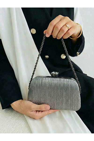Çanta Trend Γυναικεία τσάντα βραδινού φορέματος με λεπτομέρεια αλυσίδας με μα...