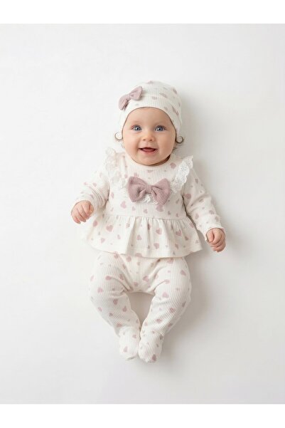 Kids Kingdom Cotton Heart Patterned 3-Piece Girls Hospital Discharge Set