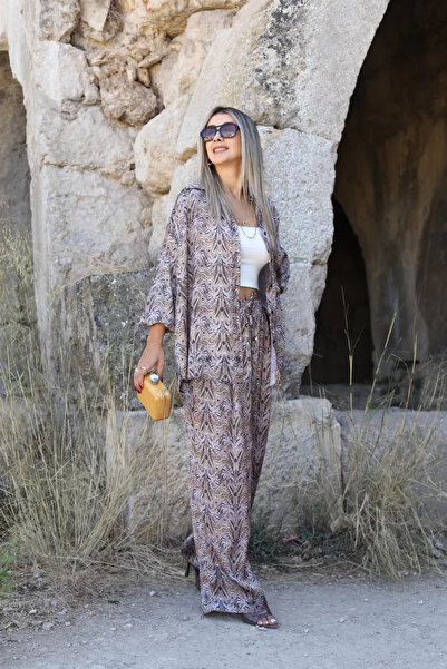 bytugcekaya Σετ παντελόνι με ροζ μαρμάρινο ριγέ σατέν πουκάμισο