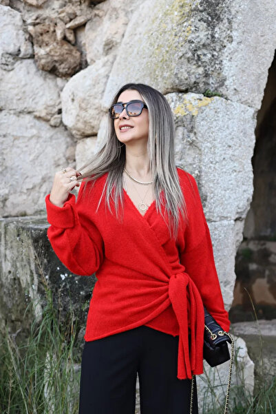 bytugcekaya Red standard size side tied knitted sweater