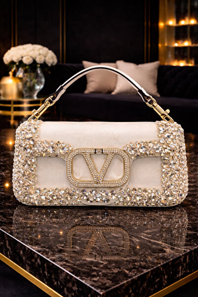mothers dream ✨ حقيبة فاخرة من جلد مرصعة بأحجار الكريستال من لويس فويتون - إص...