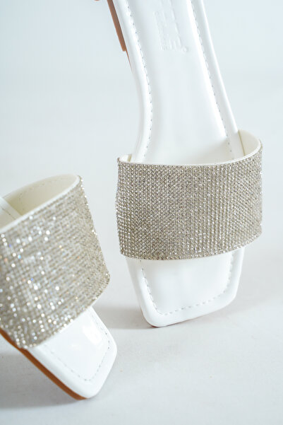 Capone Outfitters Dámské prošívané pantofle Marga Stoned s jedním páskem a pl...