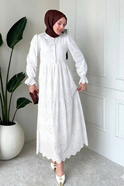 Modamorfo Half-Buttoned Lace Detailed Robadan Dress -White