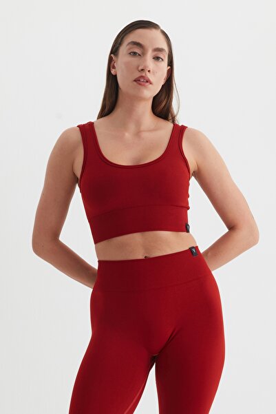 cervus Top crop cu sutien sport Essential Strappy Recovery