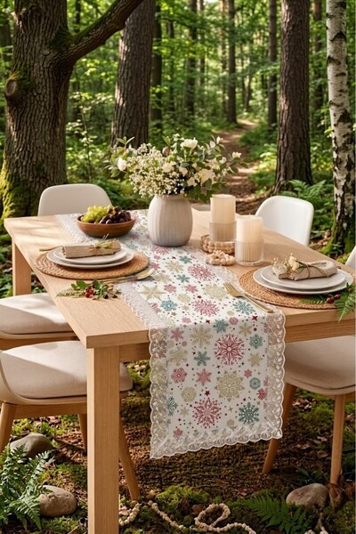 Rona Home Κομψό ρολό τραπεζιού με σχέδιο νιφάδας χιονιού με δαντέλα στις άκρε...