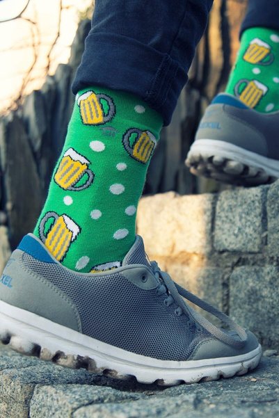 The Socks House جوارب رجالية منقوشة باللون الأخضر البيرة