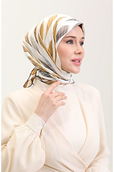 sefamerve وشاح منقوش 70289-08 ذهبي مينك