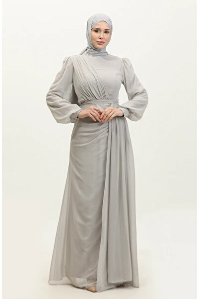 sefamerve Šedé večerní skládané a přepásané šaty 5711A-13