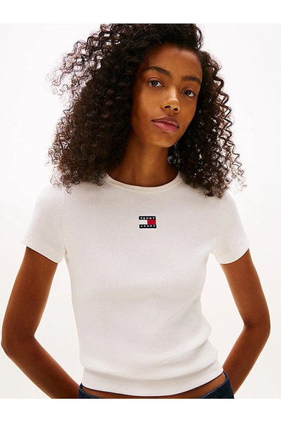 Tommy Hilfiger TJW SLIM BADGE RIB TEE Kadın Beyaz T-shirt DW0DW17881YBL