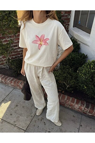 Disante Дамска тениска с принт на лилии, кръгло деколте, овърсайз, модерна