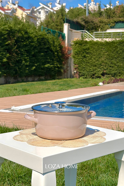 LOZA HOME |   The Pure Essence Series |   22 cm Enameled Frying Pan |   Earth