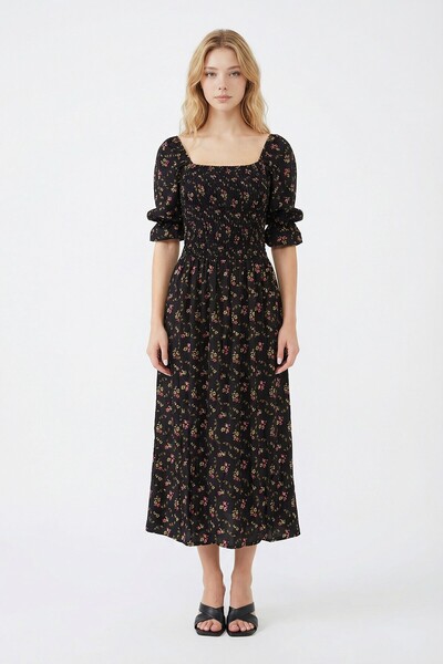 bacc Μαύρο τετράγωνο γιακά με διακοσμητική λεπτομέρεια στη μέση Με φλοράλ μοτ...