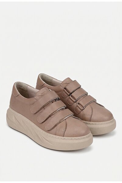 Dasha Women's taupe shoes made of natural Leather with velcro closure