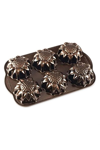nordicware 6-Piece Mini Sunflower Cake Mold