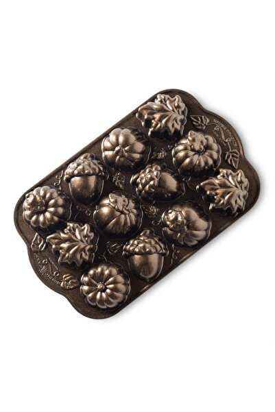 nordicware قالب كيك اليقطين الصغير