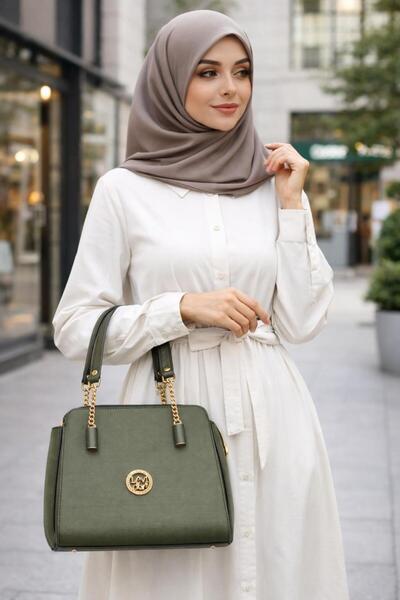 Levidor Green Hand and Shoulder Bag