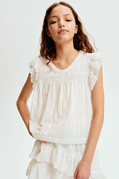 H&M Flutter-sleeved blouse