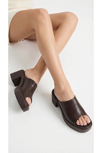 Limeo Sandale din piele artificială cu toc înalt cu pană neagră, cu o singură...