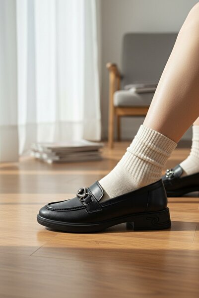 enoch : Women's Classic City Loafer with Smoked Knot Chain Detail