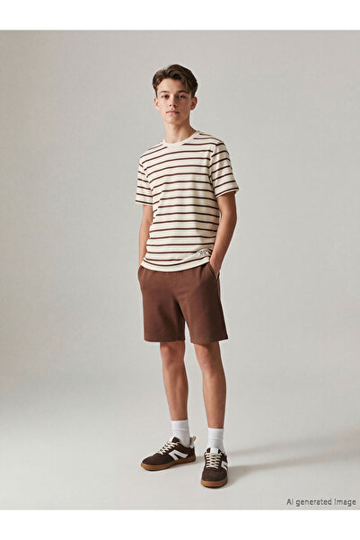 LC Waikiki Sparkling Choices Striped Boys' T-Shirt and Shorts from Shining Store