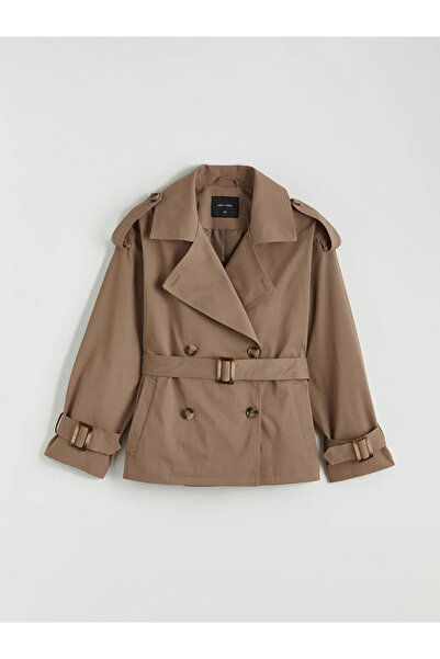 LC Waikiki Beige Double Breasted Collar Women's Trench Coat