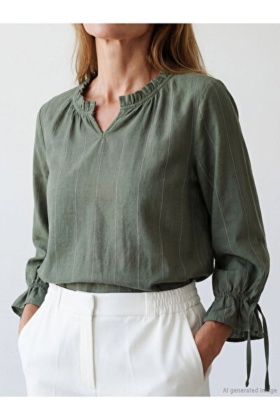 LC Waikiki Haki Fırfırlı Kaçık Yaka Çizgili Bluz