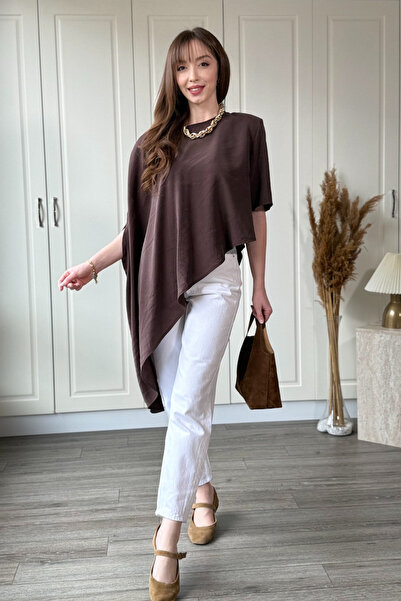 Dilay Gökoğlu Butik Ασύμμετρη κομψή καφέ μπλούζα από ύφασμα Tensel