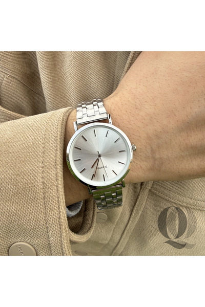 Quest Maxor Steel Case Mineral Glass White Dial Metal Band 1 Atm Water Resist...