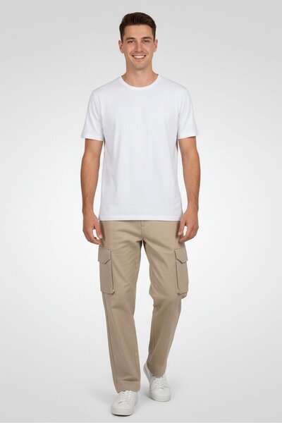 SANDRO بنطال كارجو سادة بقصّة عادية للرجال، لون بيج