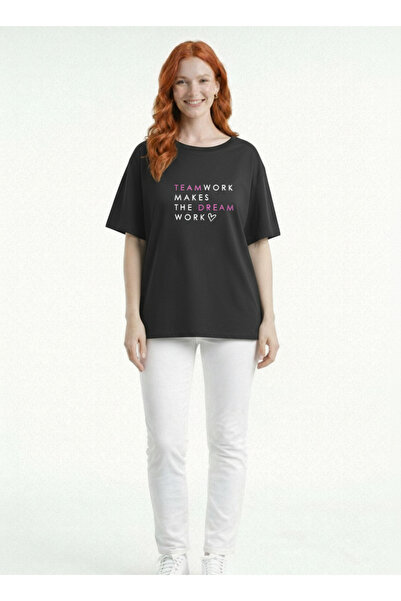 Neden Tekstil Γυναικείο μαύρο μπλουζάκι oversize με στάμπα Teamwork