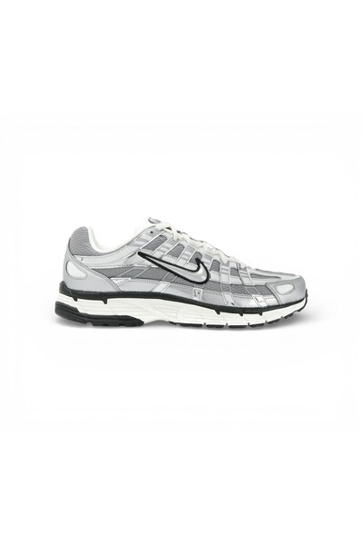 Premium Nike P-6000 Sneakers