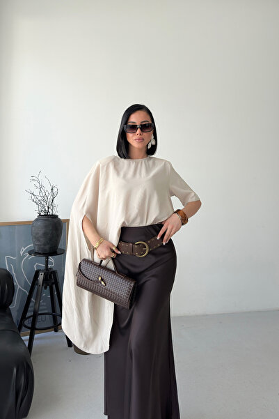 Sorridi Asymmetrical Cut Tensel Fabric Blouse