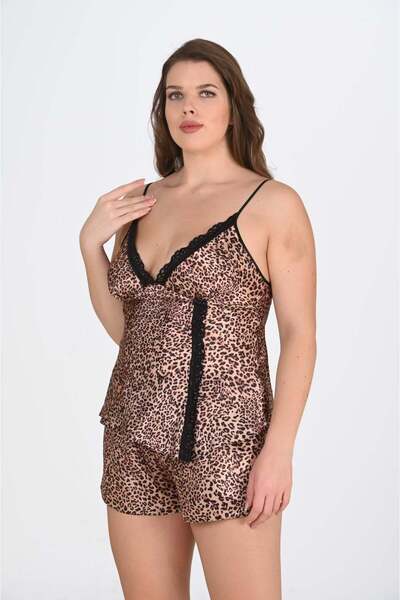 AHU Women's leopard print plus size shorts set