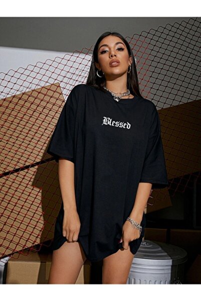 sor sign Oversized black combed cotton t-shirt with the word "Mubarak" on it ...