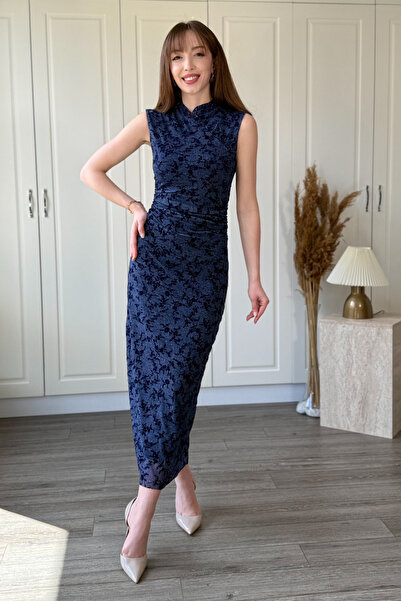 Dilay Gökoğlu Butik Önü Düğmeli Kadife Baskılı Midi Laicvert Tül Elbise