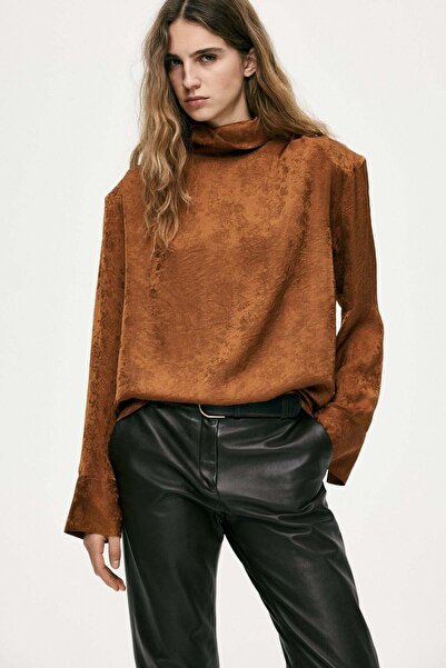 H&M Shoulder-pad blouse