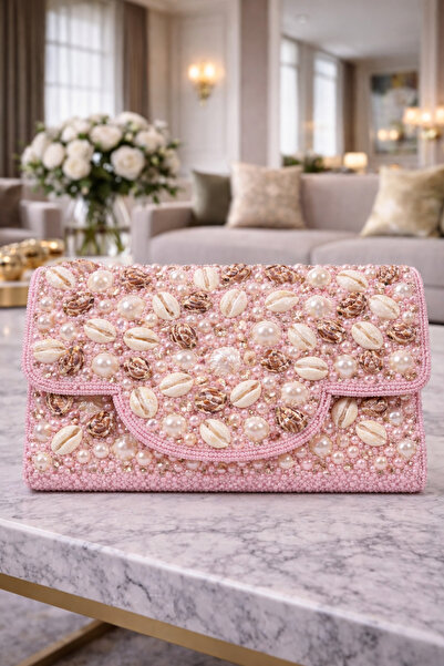 mothers dream Luxury Cowrie Shell Icon Clutch Bag