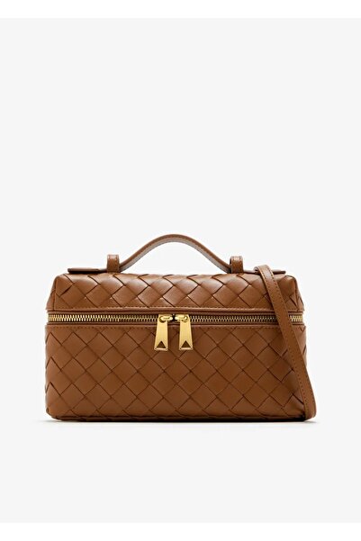 Bottega Veneta Bang Bang Vanity Case in Intrecciato Leather Bag